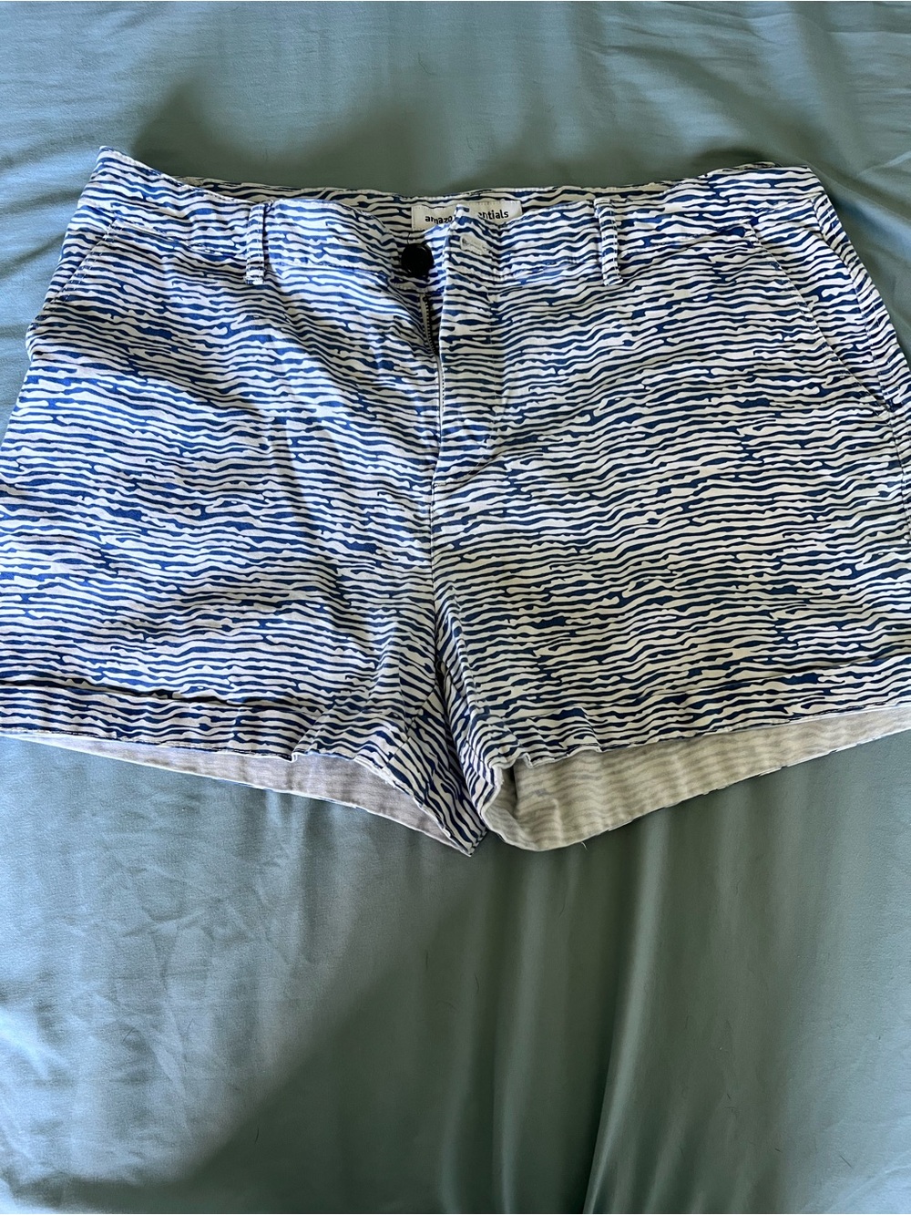 Amazon Essentials Navy & White Wave-Print Cotton Shorts